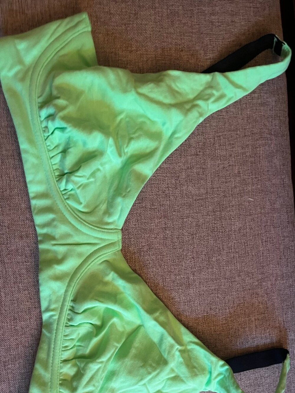 Neon Lime Green Wireless Bralette-Style Bra Size M Adjustable Black Straps